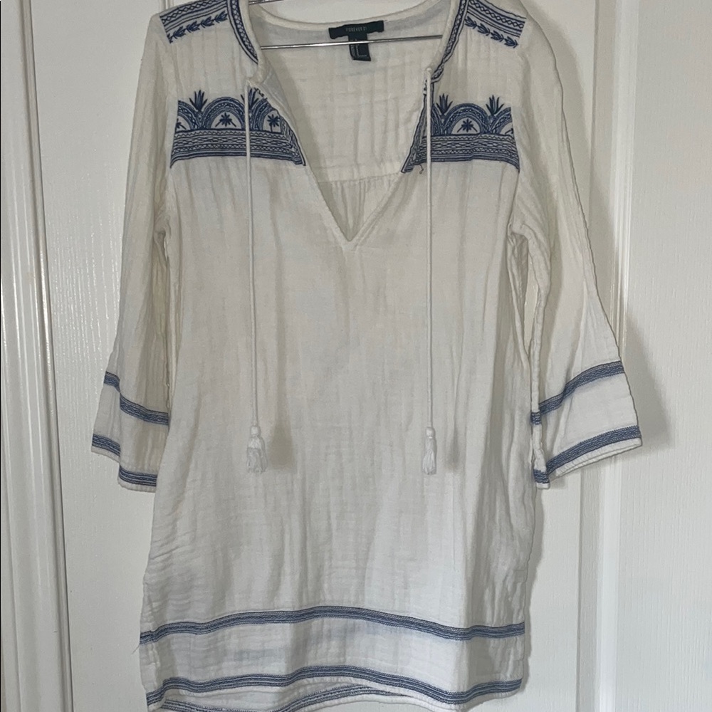 FOREVER 21 Women's White and Blue Embroidered Beach Cover Up